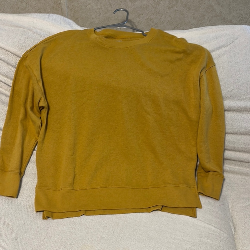 Time and Tru Yellow Crew Neck Sweater